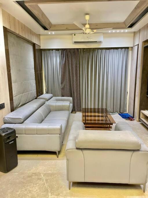 The Luxury Villa Lonavala Eksteriør billede